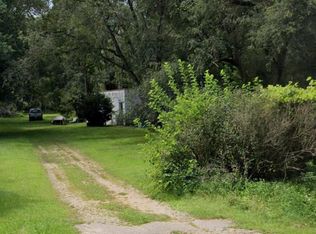 N6887 Hodges Rd, Elkhorn, WI 53121