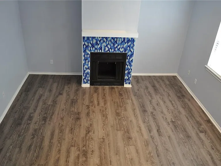 706 W 22nd St #305 — Photo 3