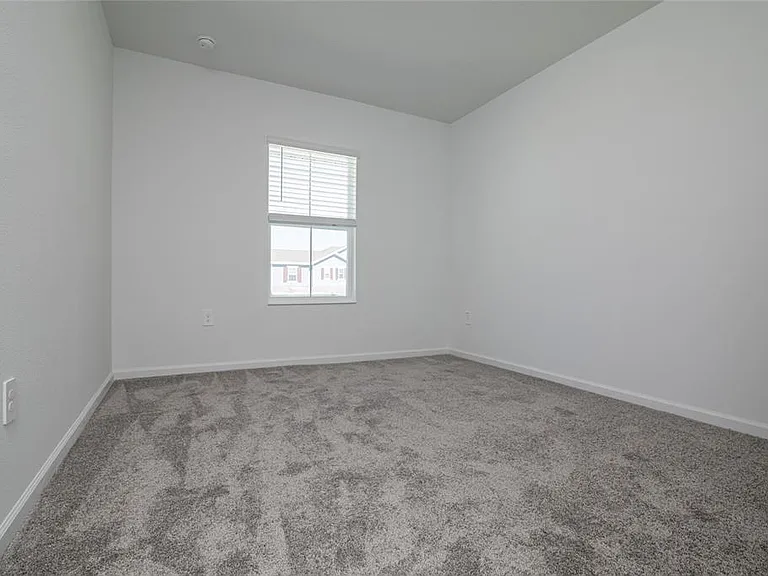 2642 Runners Cir — Photo 48