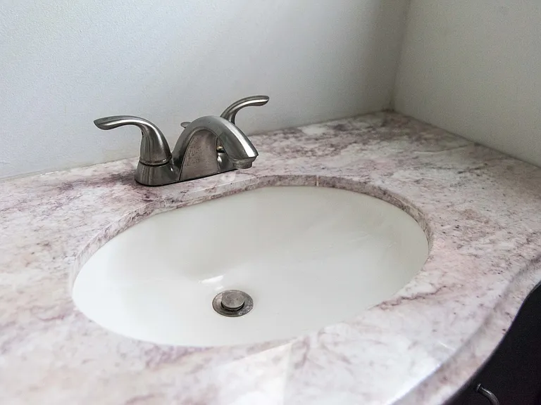 3066 Oxford Ave — Photo 8