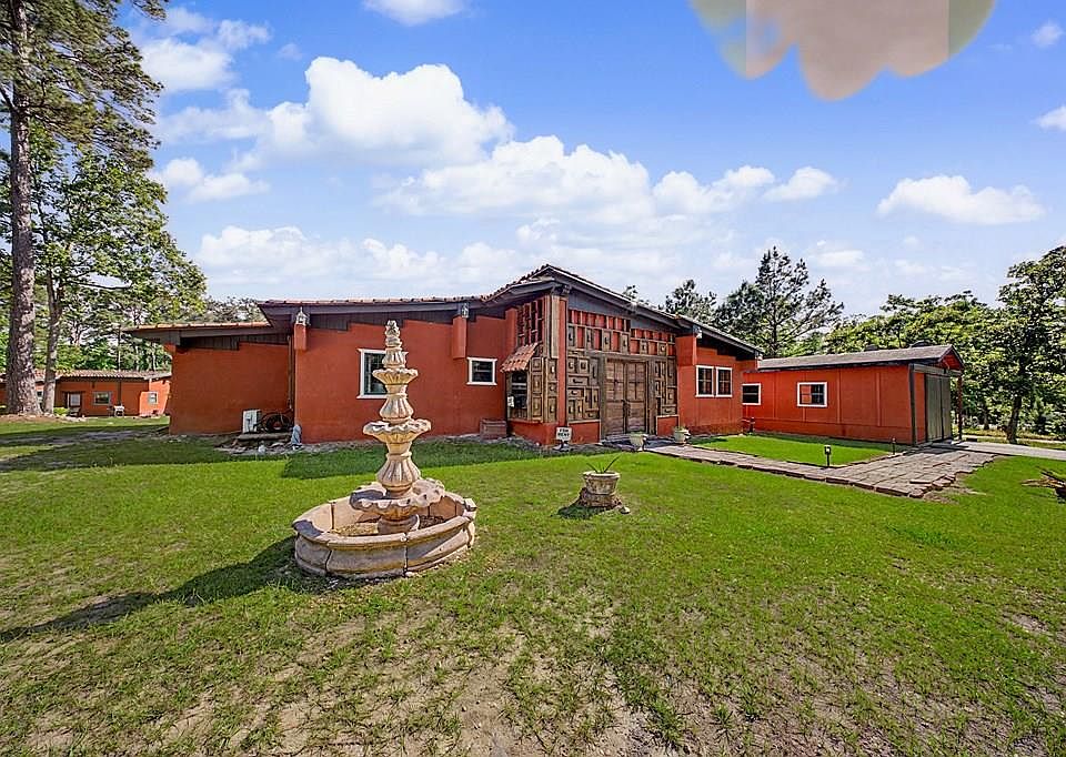 1st image of 223 Oak Haven Dr