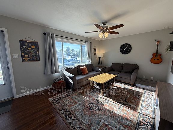 5th image of 1008 Adams Ave