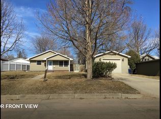 11 5th Ave NW, Watertown, SD 57201