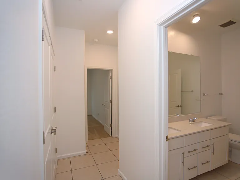 9210 W Willow Bend Ln — Photo 12