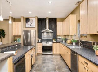 560 Kristin Ln, Maple Plain, MN 55359