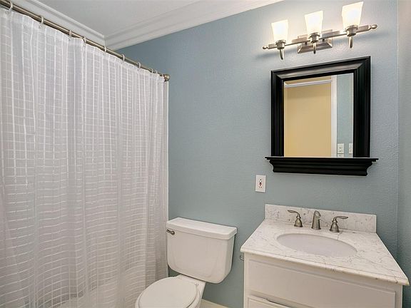 5th image of 6826 Boxford Dr