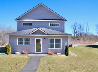 11 Onyx Dr, New Gloucester, ME 04260