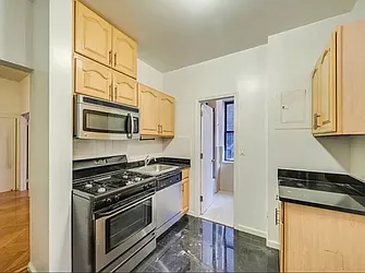 Rented by Jonis Realty