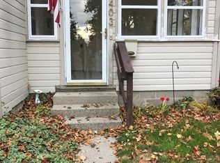 403 James St, Portland, MI 48875