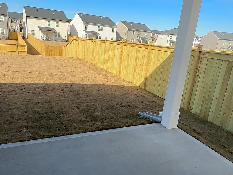 2060 Vidalia Ct — Photo 13
