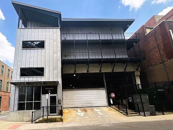 2nd image of 160 Wall St APT 204