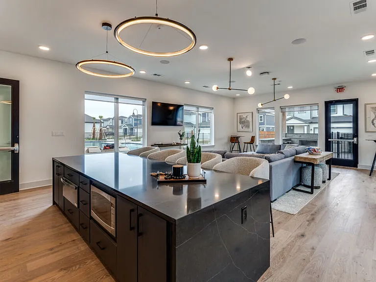 Villas at Creekside — Photo 30