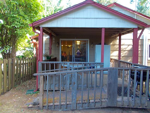 3rd image of 4915 NE 21st Ave