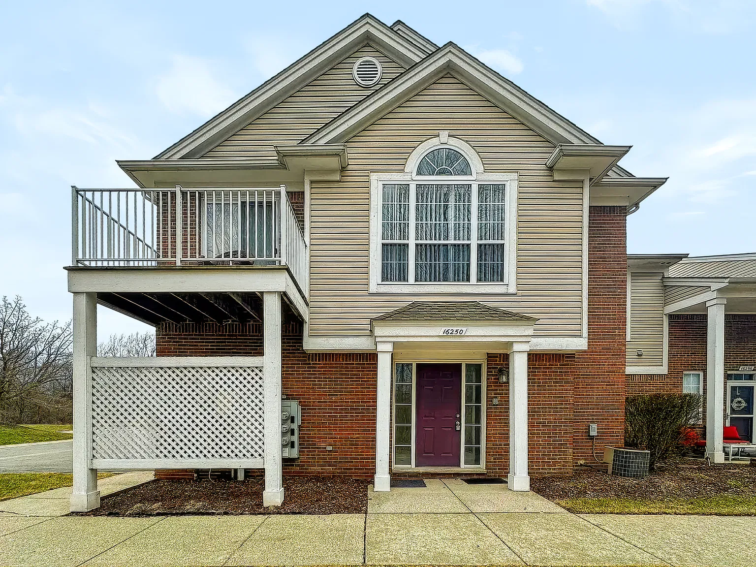 2 bed, 1400 sqft, $1,850 — Photo 1