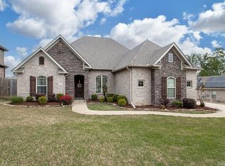 318 Suncrest St, Bryant, AR 72022
