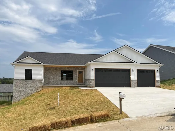 2916 Shirley Close Rd, Washington, MO 63090
