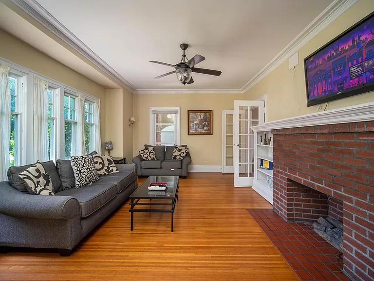 70 Elmwood Ave — Photo 17