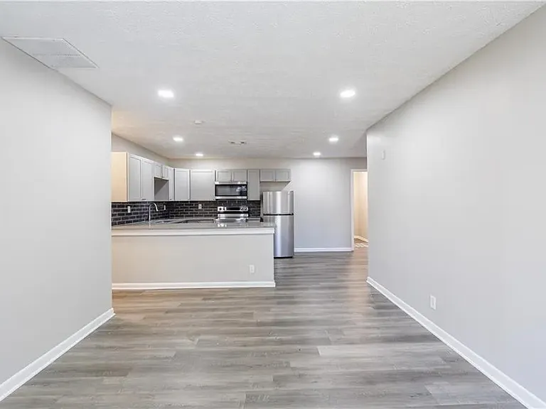 779 Amber Pl NW — Photo 6