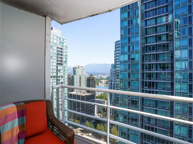 1200 Alberni St #2303 — Photo 9