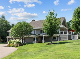 7300 Prairie View Dr, Eden Prairie, MN 55346