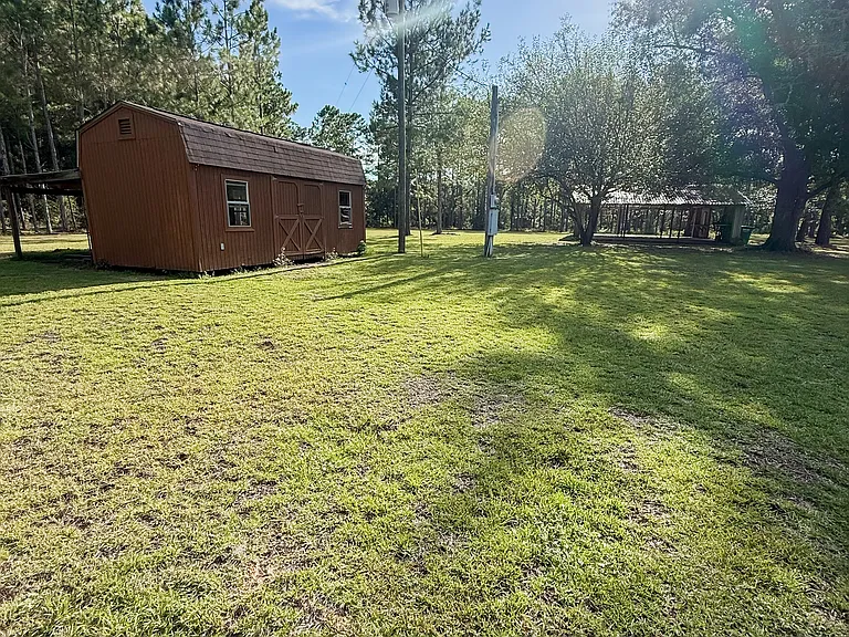 687 Lawhon Mill Rd — Photo 3
