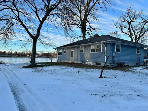 165 Wells St, Constantine, MI 49042