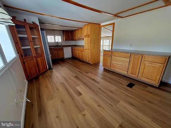 5th image of 22812 Federal Lookout Rd