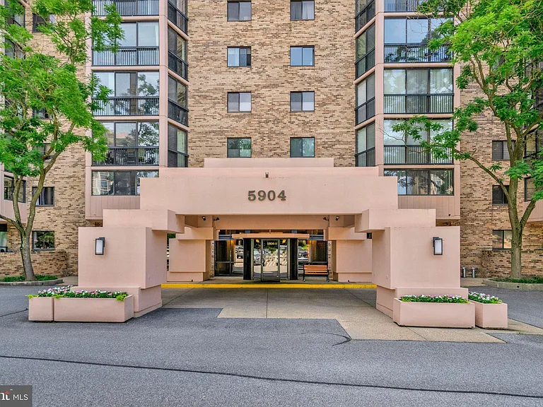 5904 Mount Eagle Dr #1609 — Photo 16