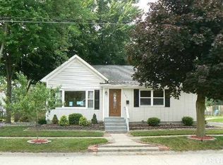 121 Madison St, Auburn, IN 46706