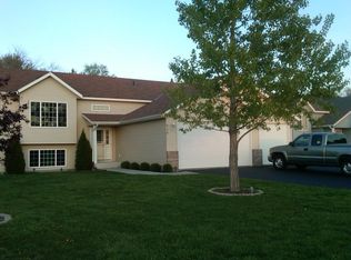 932 Pleasant Ave, Saint Paul Park, MN 55071