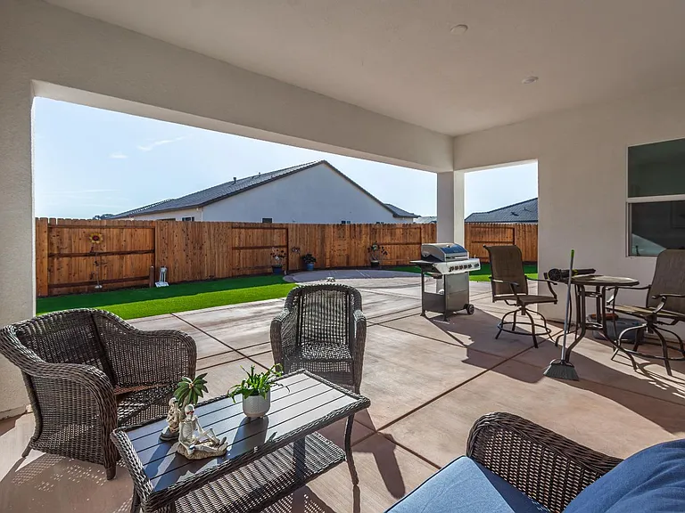 8471 Tulip Ct — Photo 23