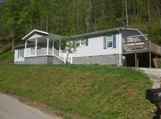 444 Newsome Br, Virgie, KY 41572
