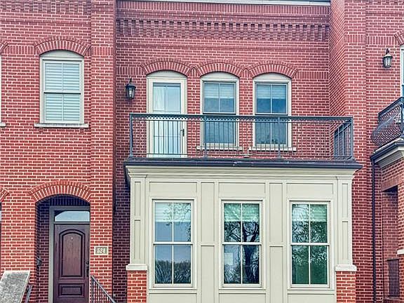2nd image of 524 W Front St