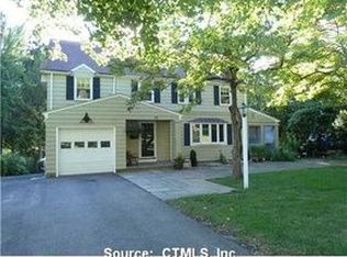 74 Farmingdale Rd, Wethersfield, CT 06109