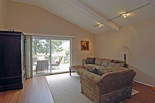 2nd image of 175 Abbeywood Cir