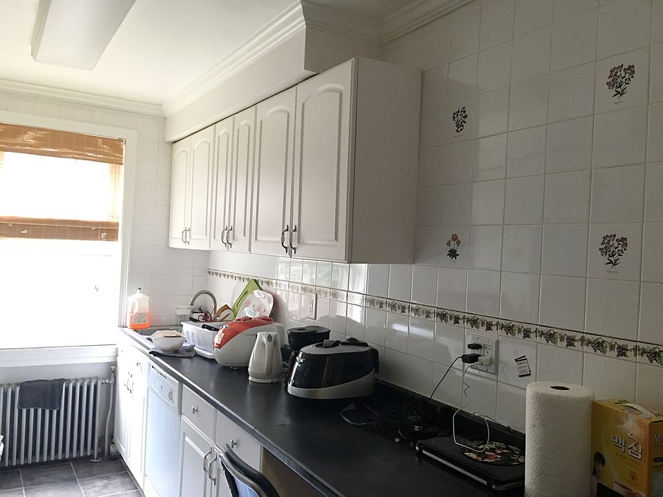 1st image of 147-18 38th Ave #2