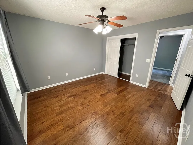 119 Mustang Dr — Photo 37