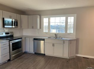 2052 Harold Ave, Salina, KS 67401