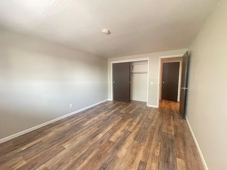 1120 Ann St #13 — Photo 10