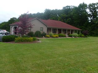 862 Lahr Rd, Nazareth, PA 18064