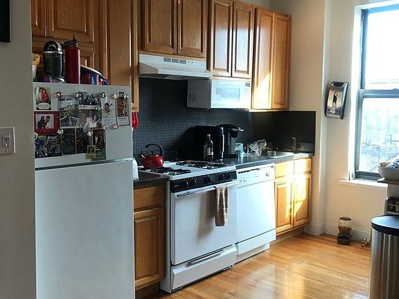 4th image of 530 W 157th St APT 6E