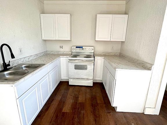 new cabinets & appliances