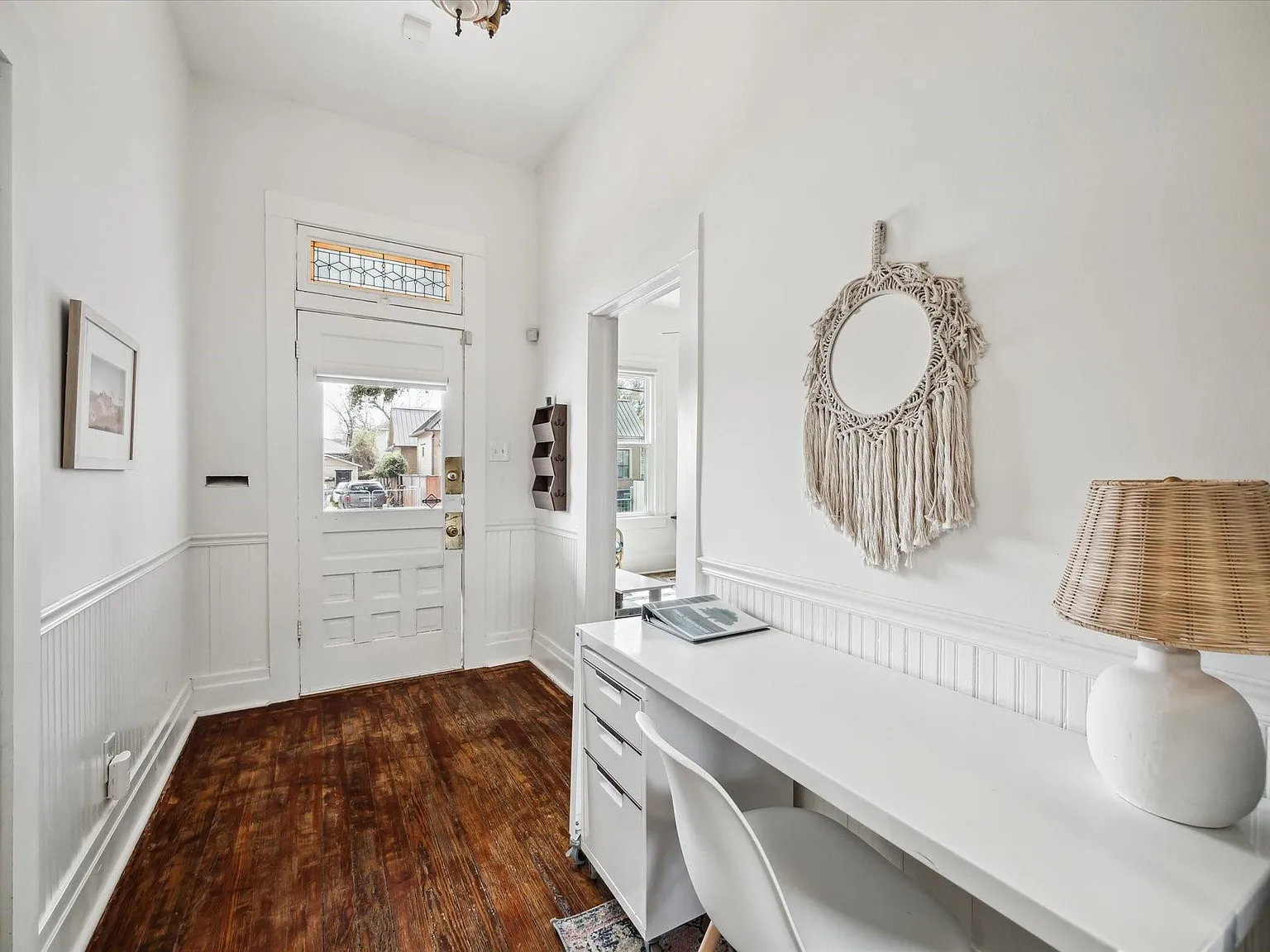 1 bed, 1.0 bath, 690 sqft, $1,800 — Photo 4