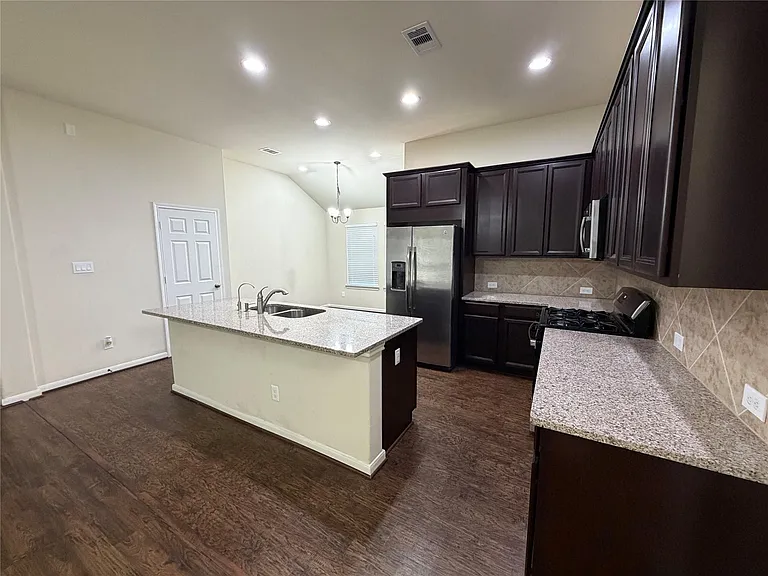 8630 Brookdale Park Ln — Photo 4