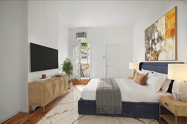 Rented by Compass | media 16