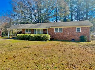 121 Melrose Dr, Lagrange, GA 30241