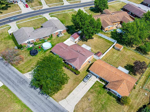 2nd image of 2276 Kimberly Dr