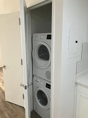 Rented by Maidman Realty Group LL | media 86