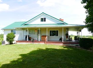 1058 Barnett Ridge Rd, West Liberty, KY 41472