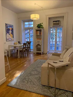 Rented by Weinstein Realty Group | media 1